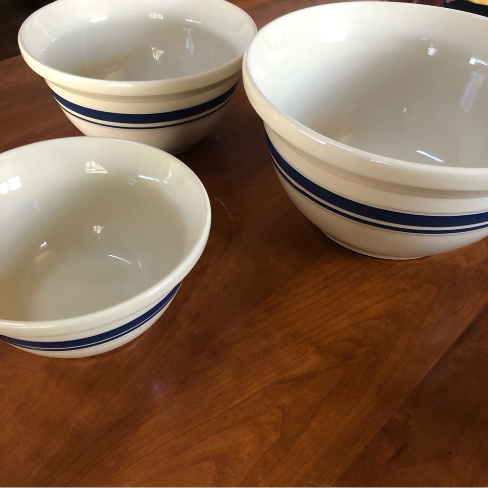 Roseville Pottery stacking mixing bowls 8” 2qt Friendship Blue Stripe